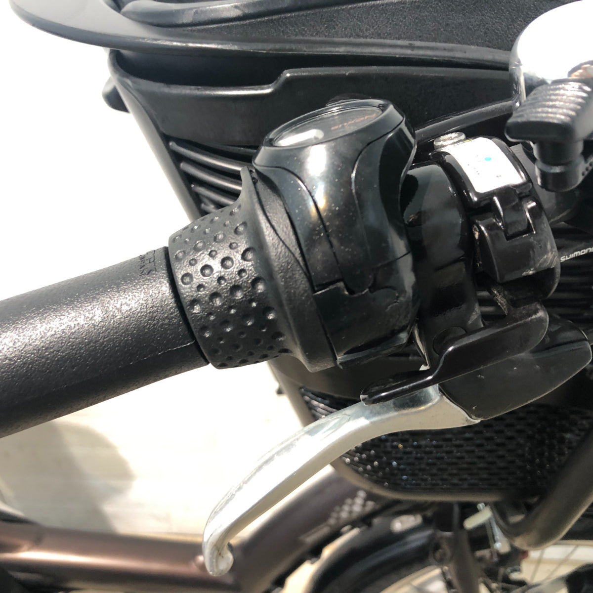 ブリヂストン アンジェリーノ プティット e ブラウン 20インチ YP118【中古車】