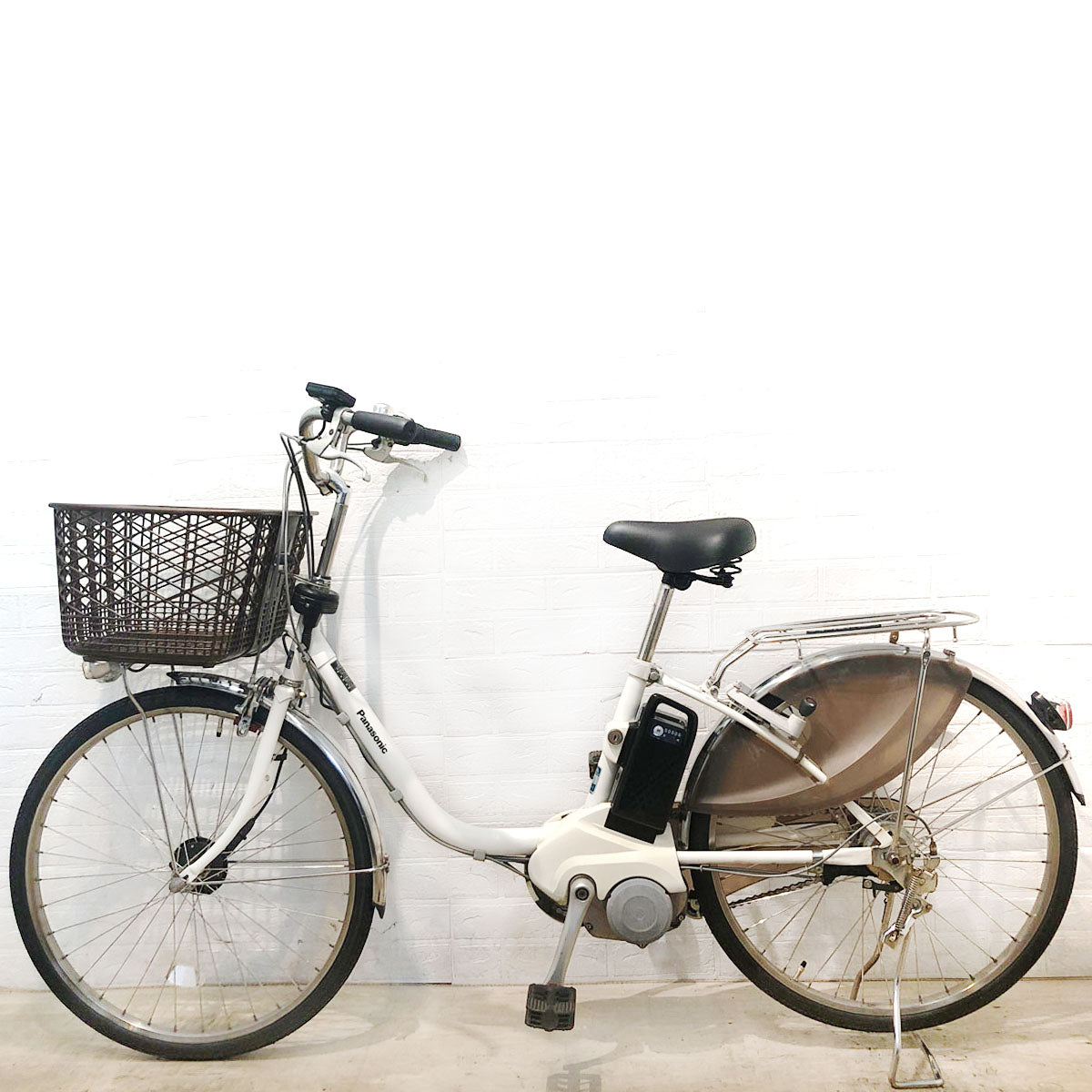 パナソニック ビビ DX ホワイト 24インチ YU130 【中古車】