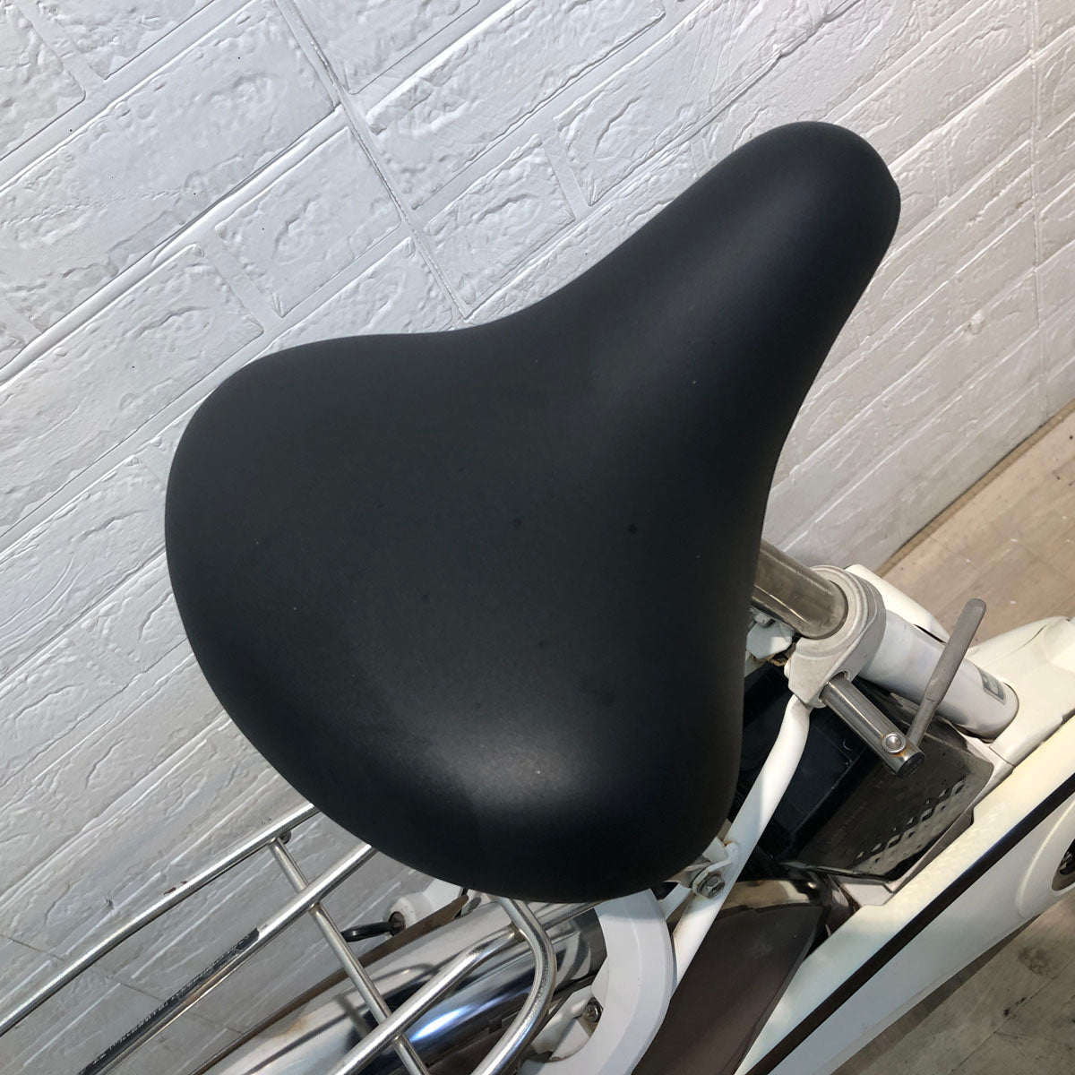 パナソニック ビビ DX ホワイト 24インチ YU130 【中古車】