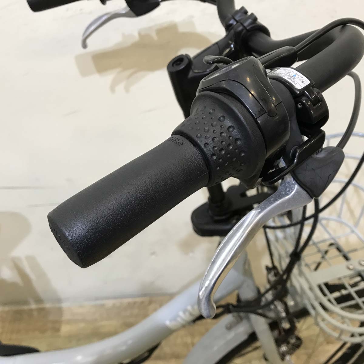 ブリヂストン bikke 2 e ビッケ ツー イー グレー 20インチ KG005 【中古車】