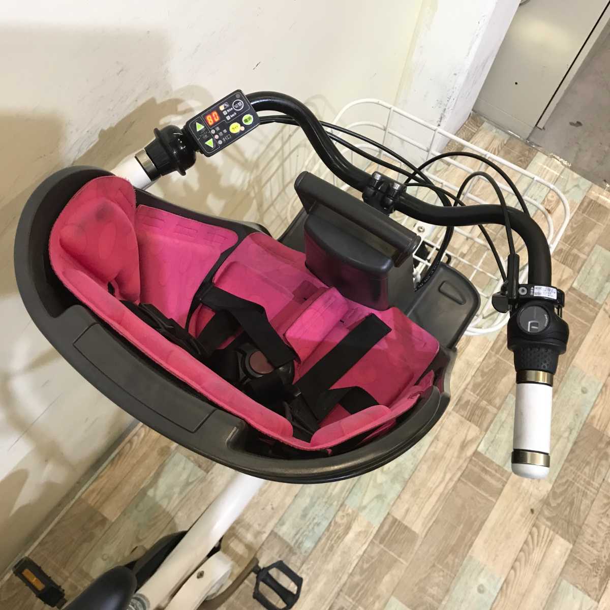 ブリヂストン bikke 2 e ビッケ ツーイー ホワイト 20インチ KS010 【中古車】