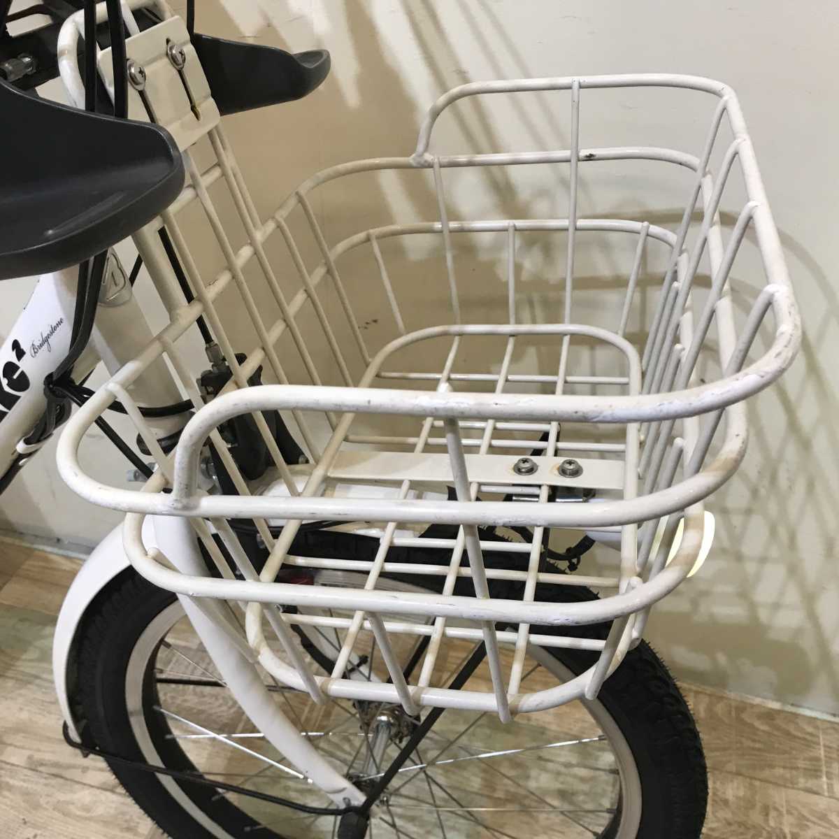 ブリヂストン bikke 2 e ビッケ ツーイー ホワイト 20インチ KS010 【中古車】