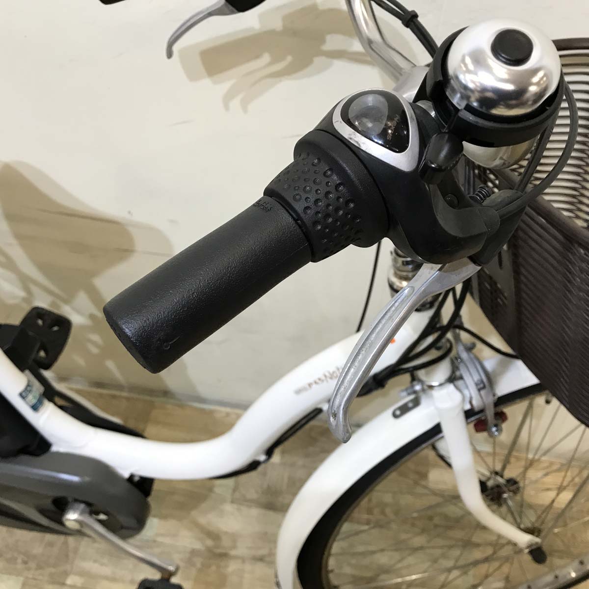 No.3309 電動自転車 ヤマハ PAS ナチュラ 26インチ ホワイト ヤマハ PAS ナチュラ L DX ホワイト 26インチ KP122【中古車