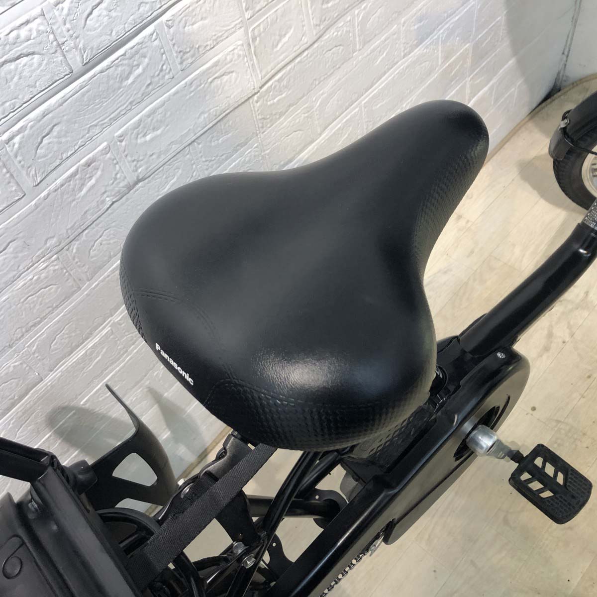 パナソニック ギュットミニDX ブラック 20インチ YH031 【中古車】