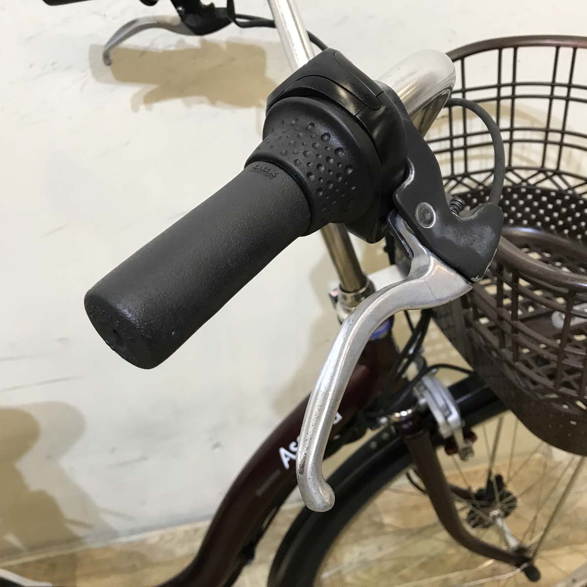 中古電動自転車 ブリヂストン アシスタ ロイヤル ブラウン 26インチ KG014