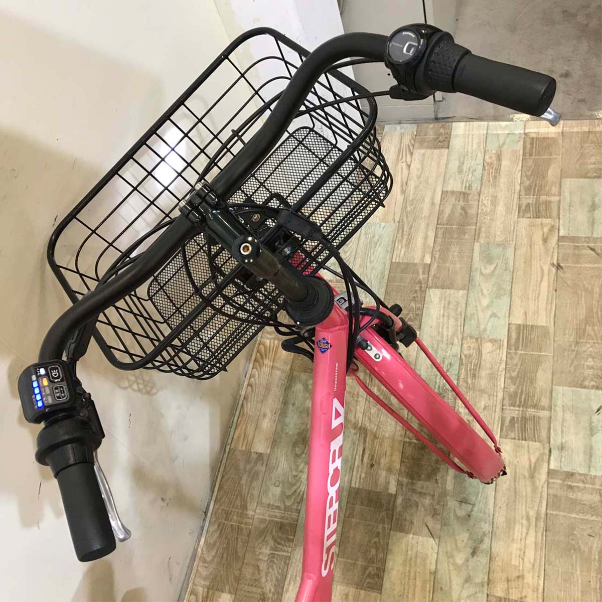 ブリヂストン ステップクルーズ ピンク 26インチ KW075【中古車】