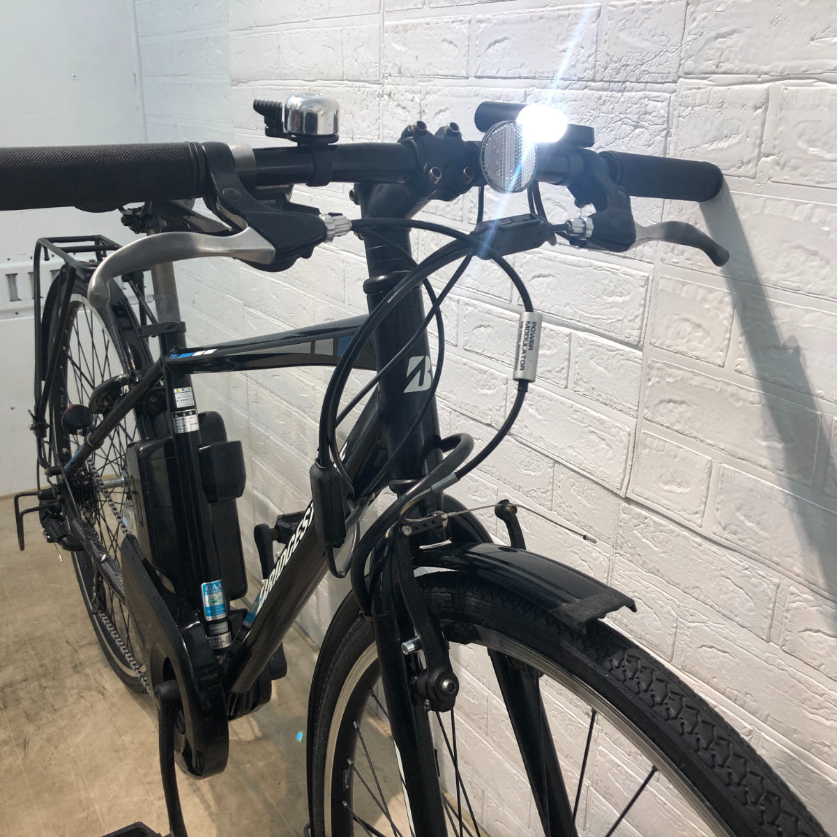 ブリヂストン TB1e ブラック 27インチ SR365Y 【中古車】