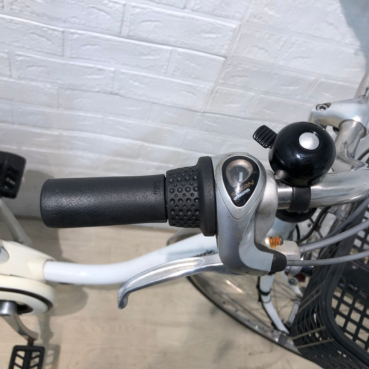 中古電動自転車 パナソニック ビビ DX ホワイト 26インチ YC021