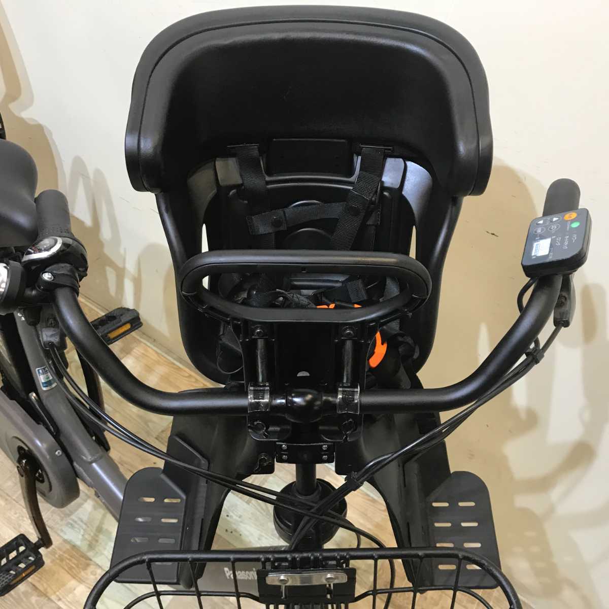 パナソニック ギュット アニーズ グレー 20インチ KS024【中古車】