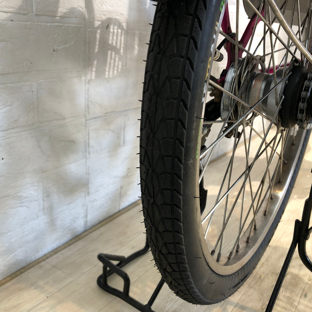 パナソニック ギュット ミニ DX ピンク 20インチ YC025【中古車】