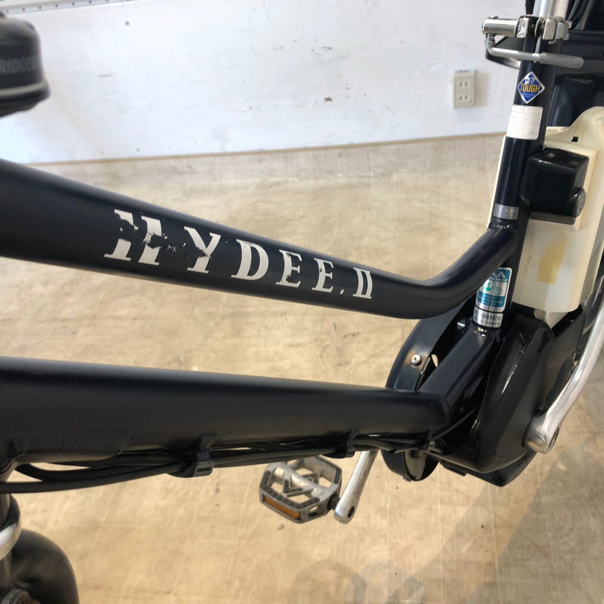 ブリヂストン HYDEE 2 ハイディ ツー ネイビー 26インチ YC026 【中古車】