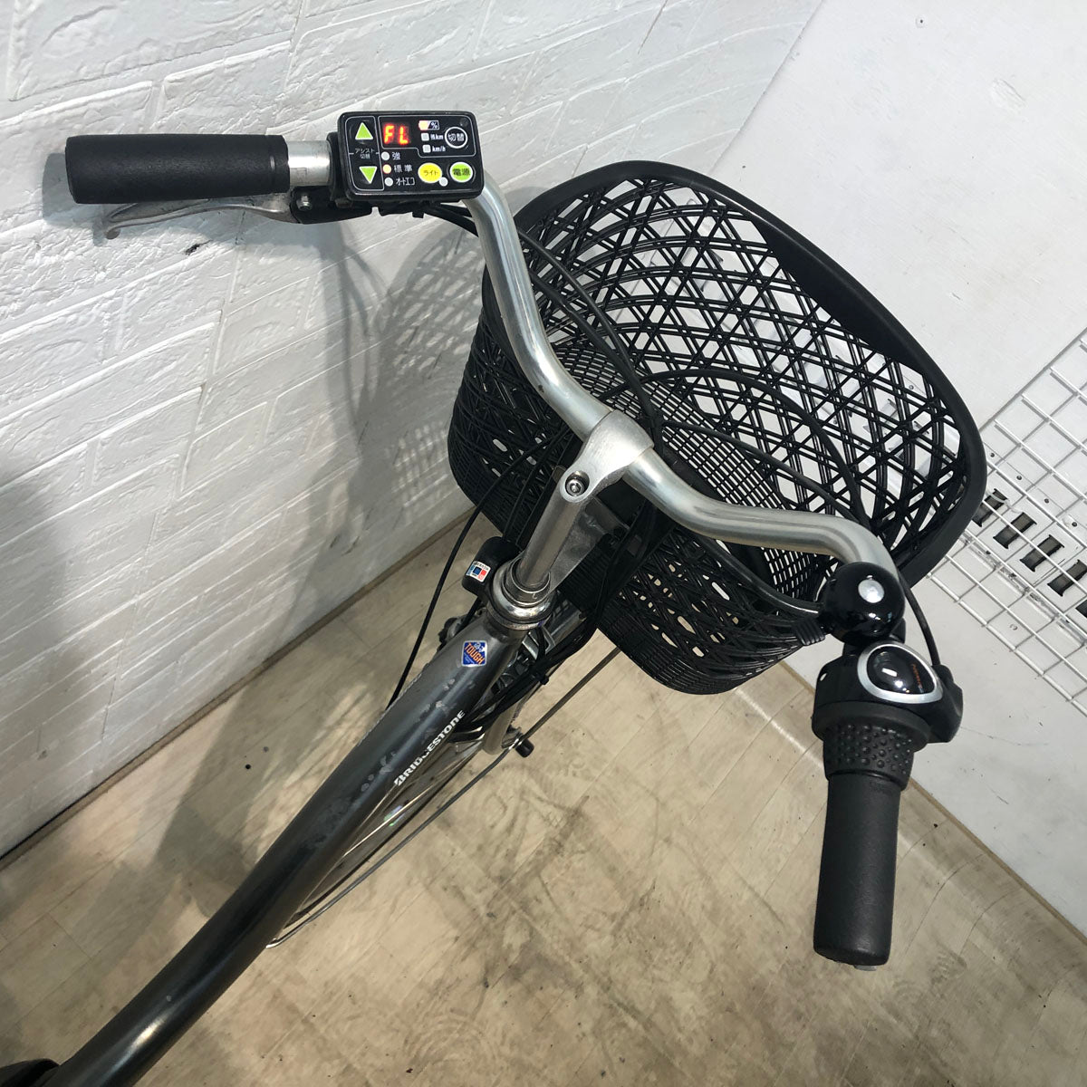 ブリヂストン アシスタ U DX シルバー 26インチ YC028 【中古車】