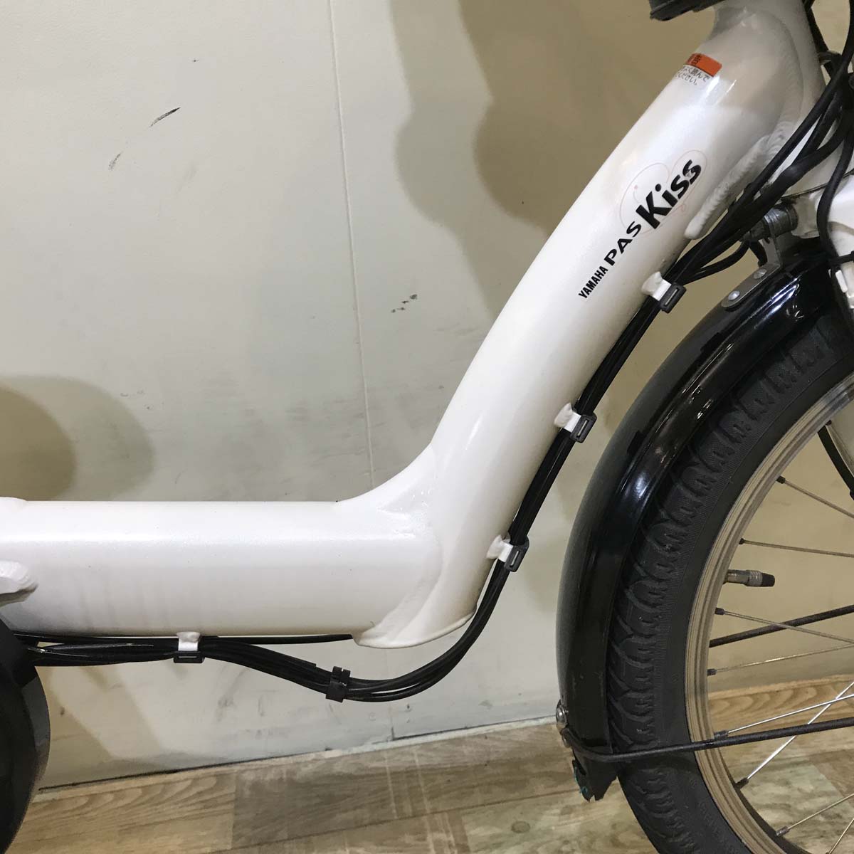 中古電動自転車 ヤマハ PAS Kiss mini パス キッス ミニ ホワイト 20インチ KB012