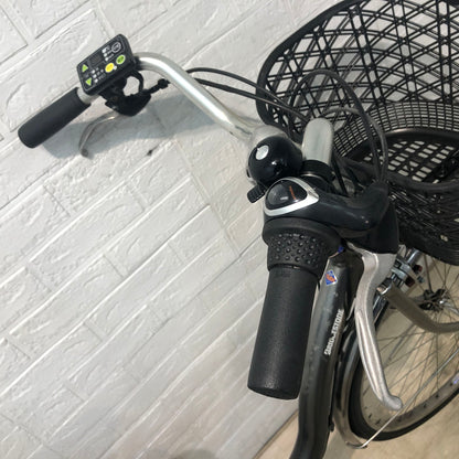 ブリヂストン アシスタ U DX シルバー 26インチ YC028 【中古車】