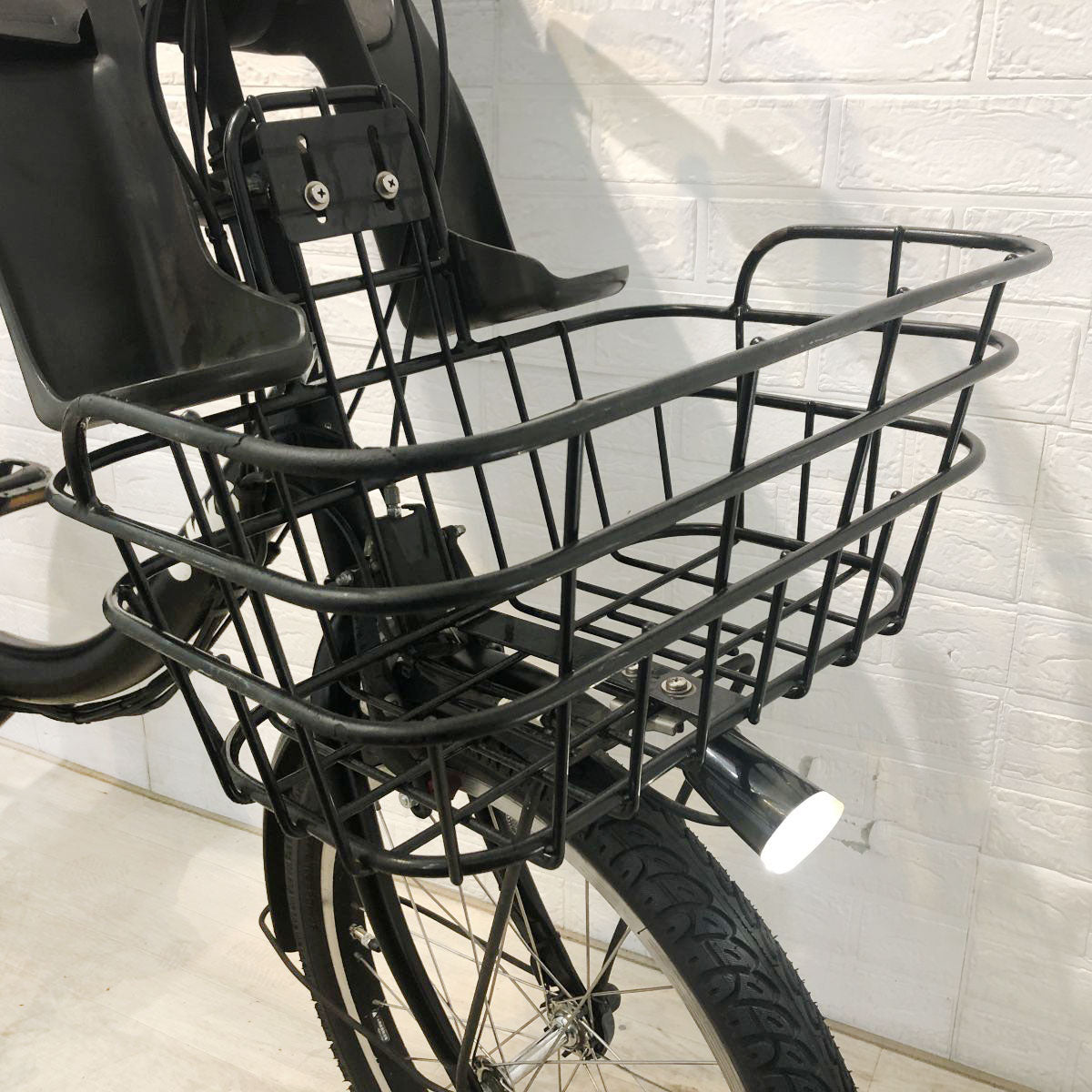 ブリヂストン ビッケモブe ブラック 20インチ YH048 【中古車】