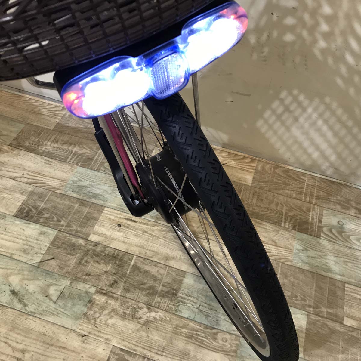 パナソニック ビビ チャージ W ピンク 26インチ KW088【中古車】 – e 
