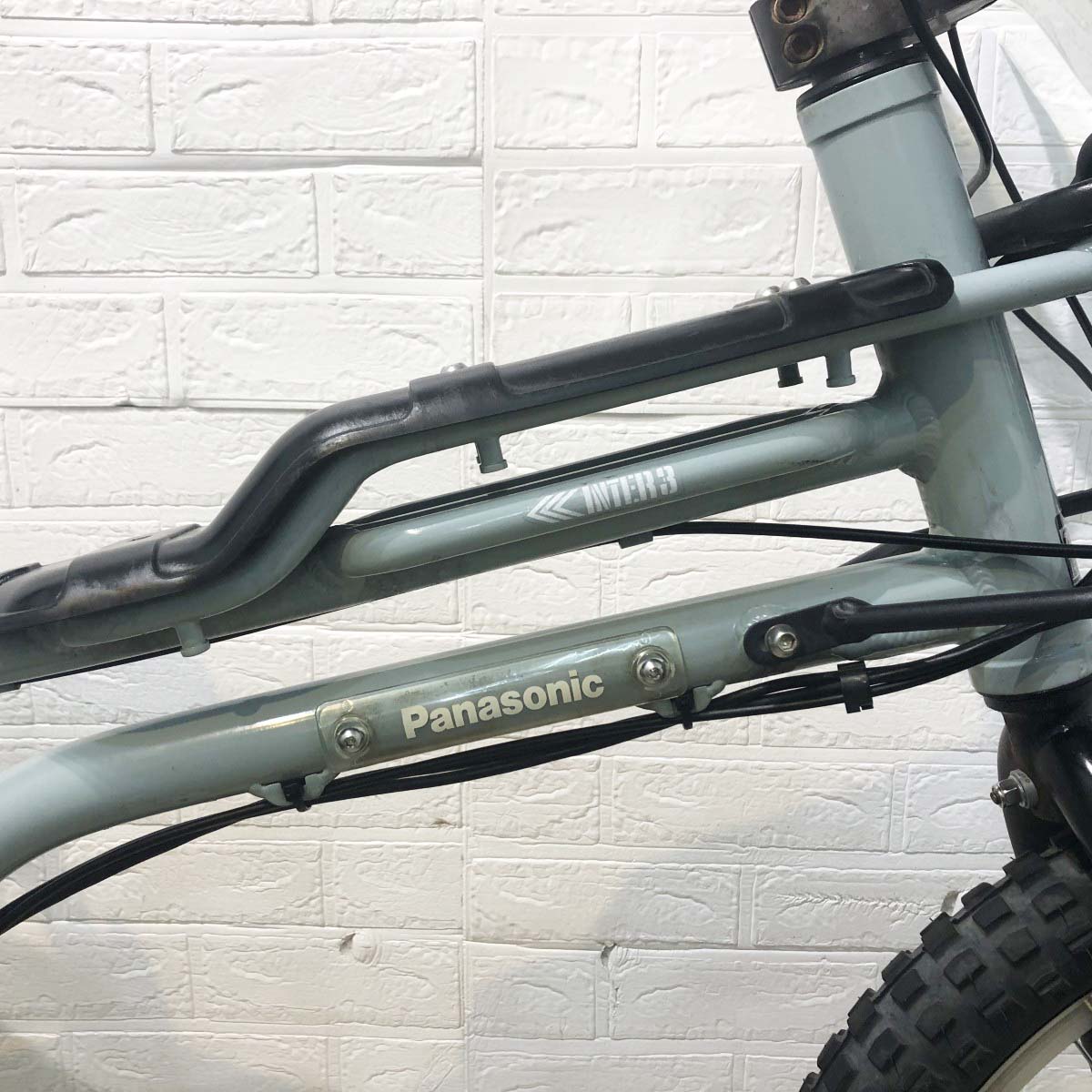パナソニック EZ グレー 20インチ YH049 【中古車】