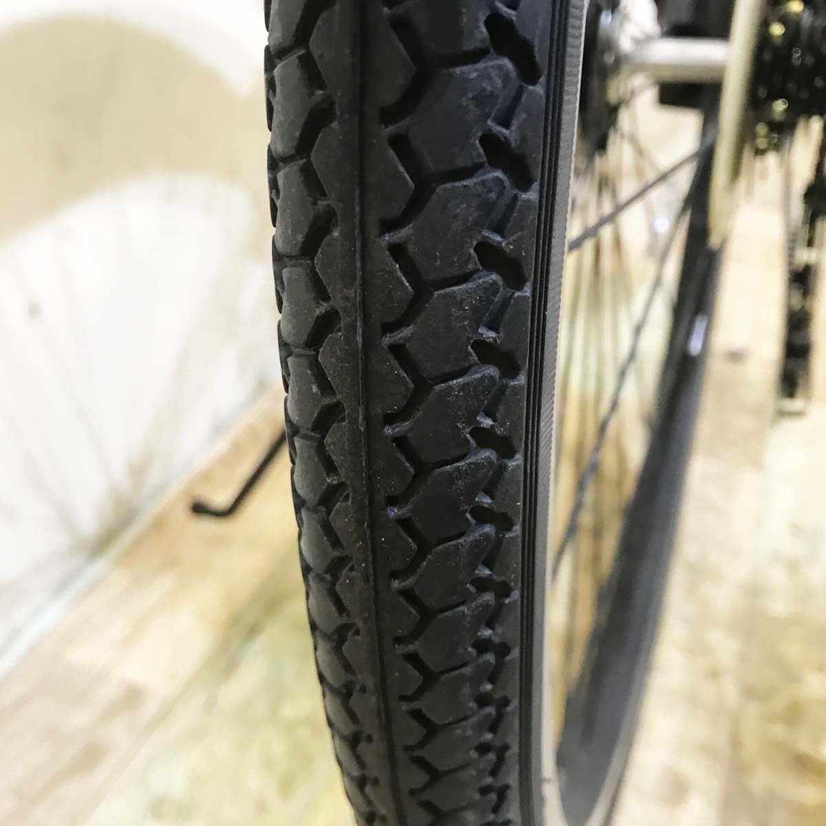 ブリヂストン TB1e ブラック 27インチ KB017【中古車】