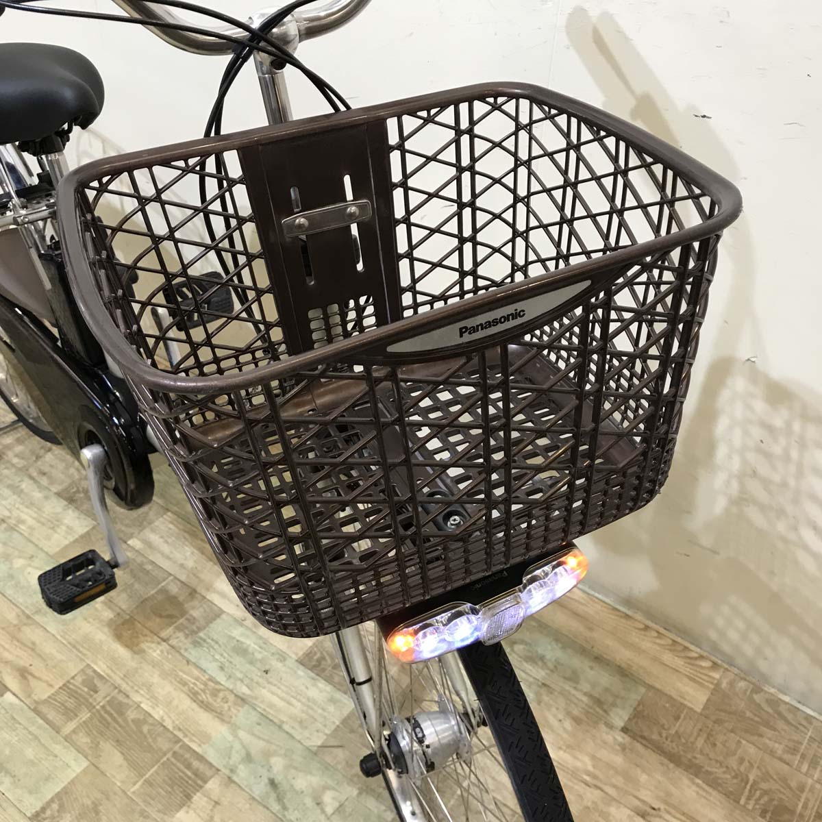 パナソニック ビビ EX シルバー 26インチ KW091 【中古車】