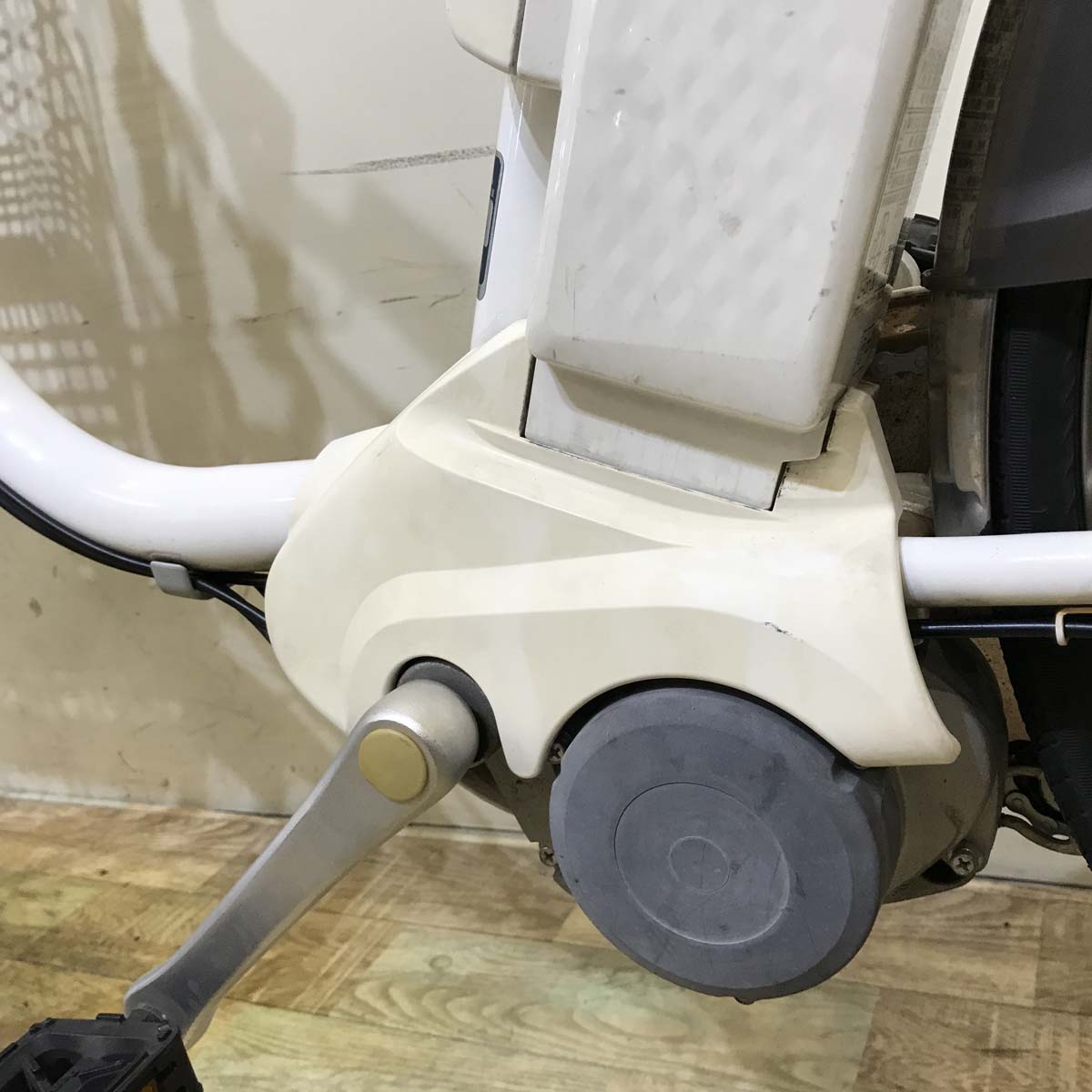 パナソニック ビビDX ホワイト 26インチ KG030 【中古車】