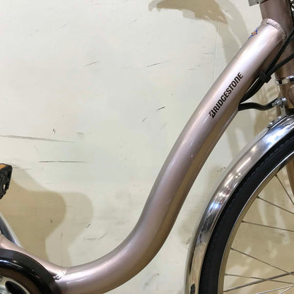 ブリヂストン フロンティア プレシャスベージュ 26インチ KW094 【中古車】