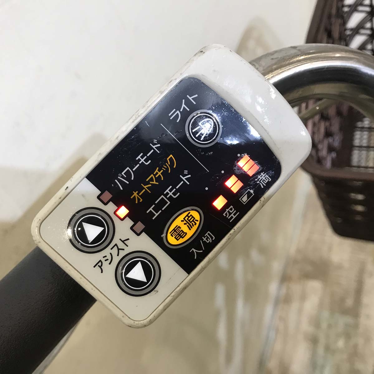 パナソニック ビビ NX アイボリーホワイト 26インチ KB023 【中古車】