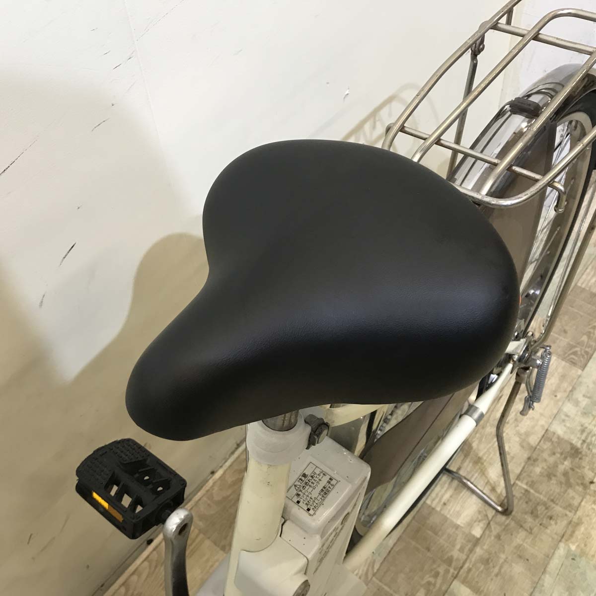 中古電動自転車 パナソニック ビビ NX アイボリーホワイト 26インチ KB023