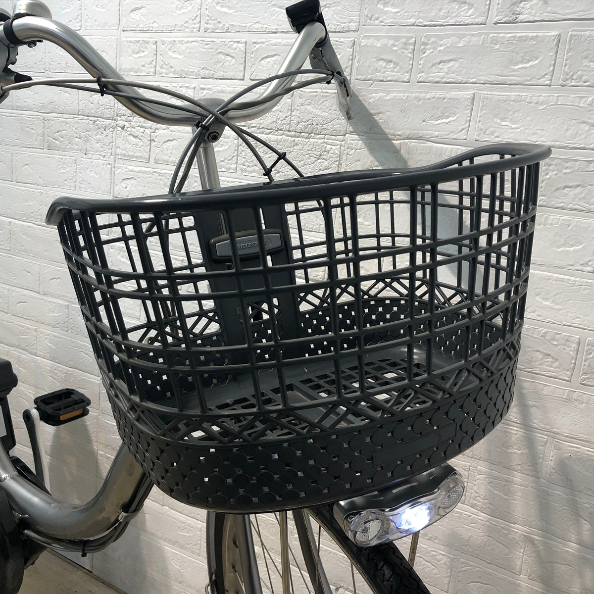 ブリヂストン アシスタ DX シルバー 26インチ YV024 【中古車】