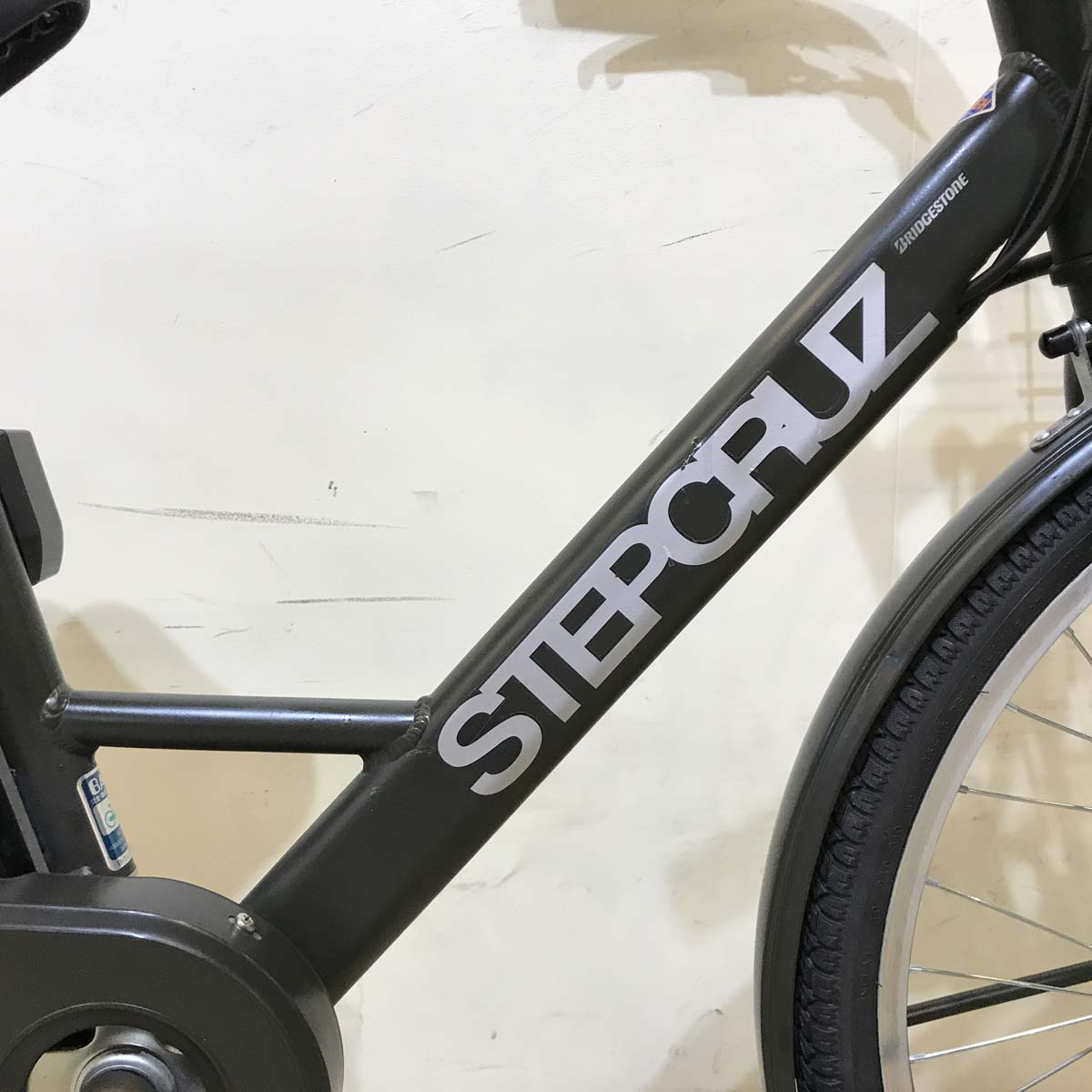 ブリヂストン ステップクルーズ e カーキ 26インチ KW097 【中古車】