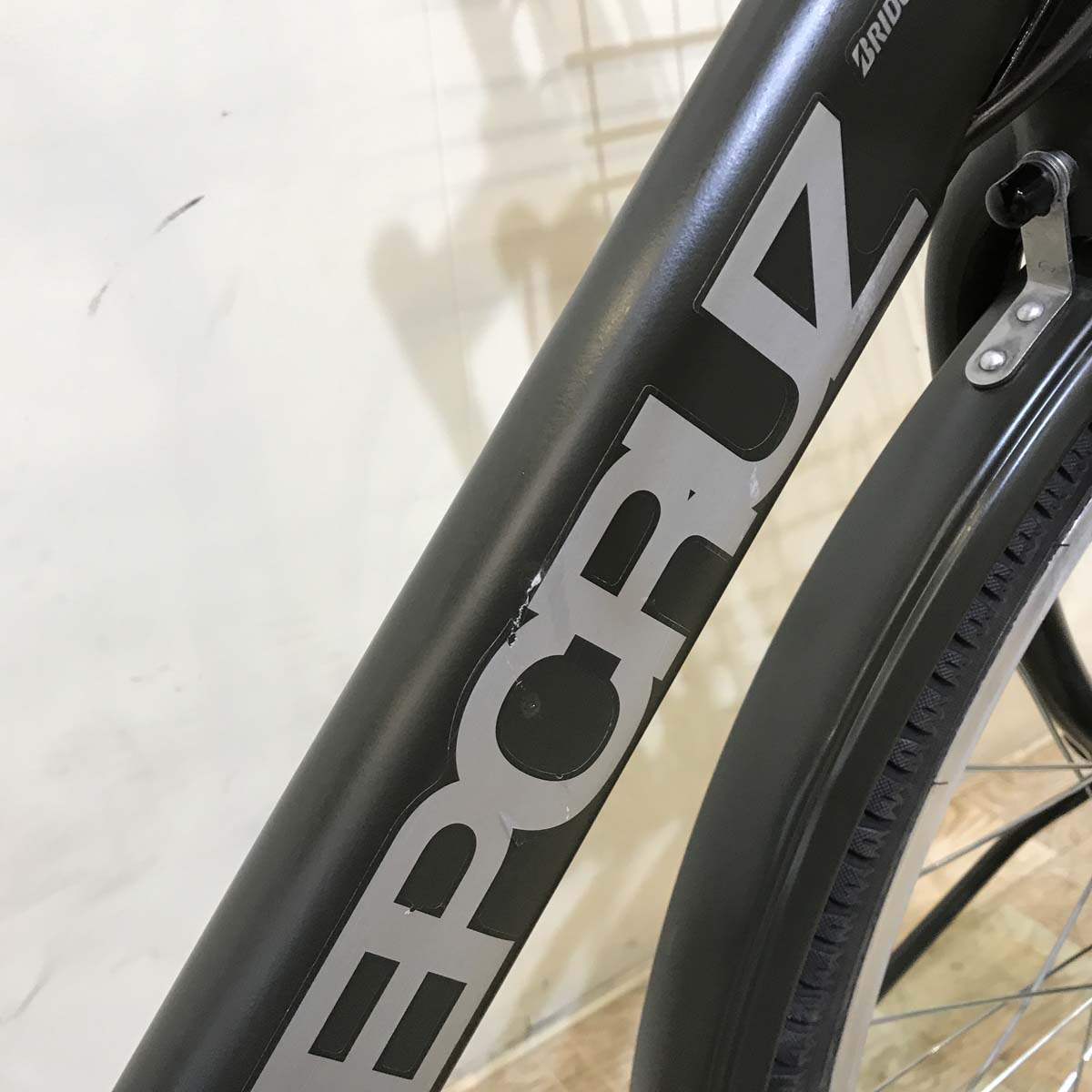 ブリヂストン ステップクルーズ e カーキ 26インチ KW097 【中古車】