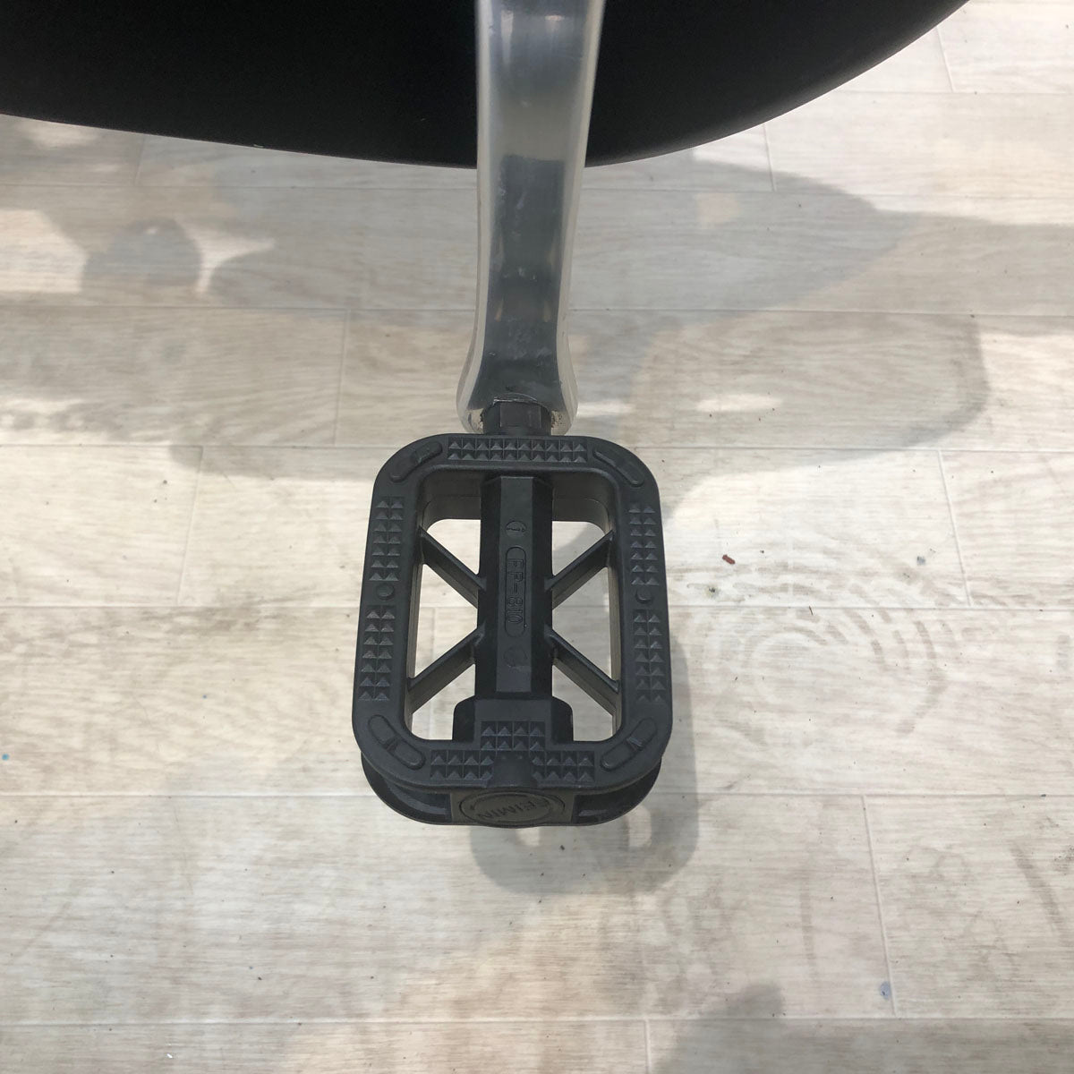 新品バッテリー パナソニック ギュット ミニ DX グリーン 20インチ YC041 【中古車】