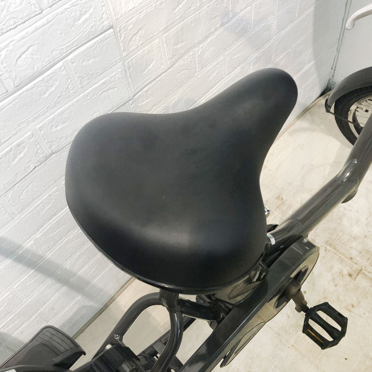 中古電動自転車 新品バッテリー ブリヂストン ビッケポーラーe グレー 20インチ YH059