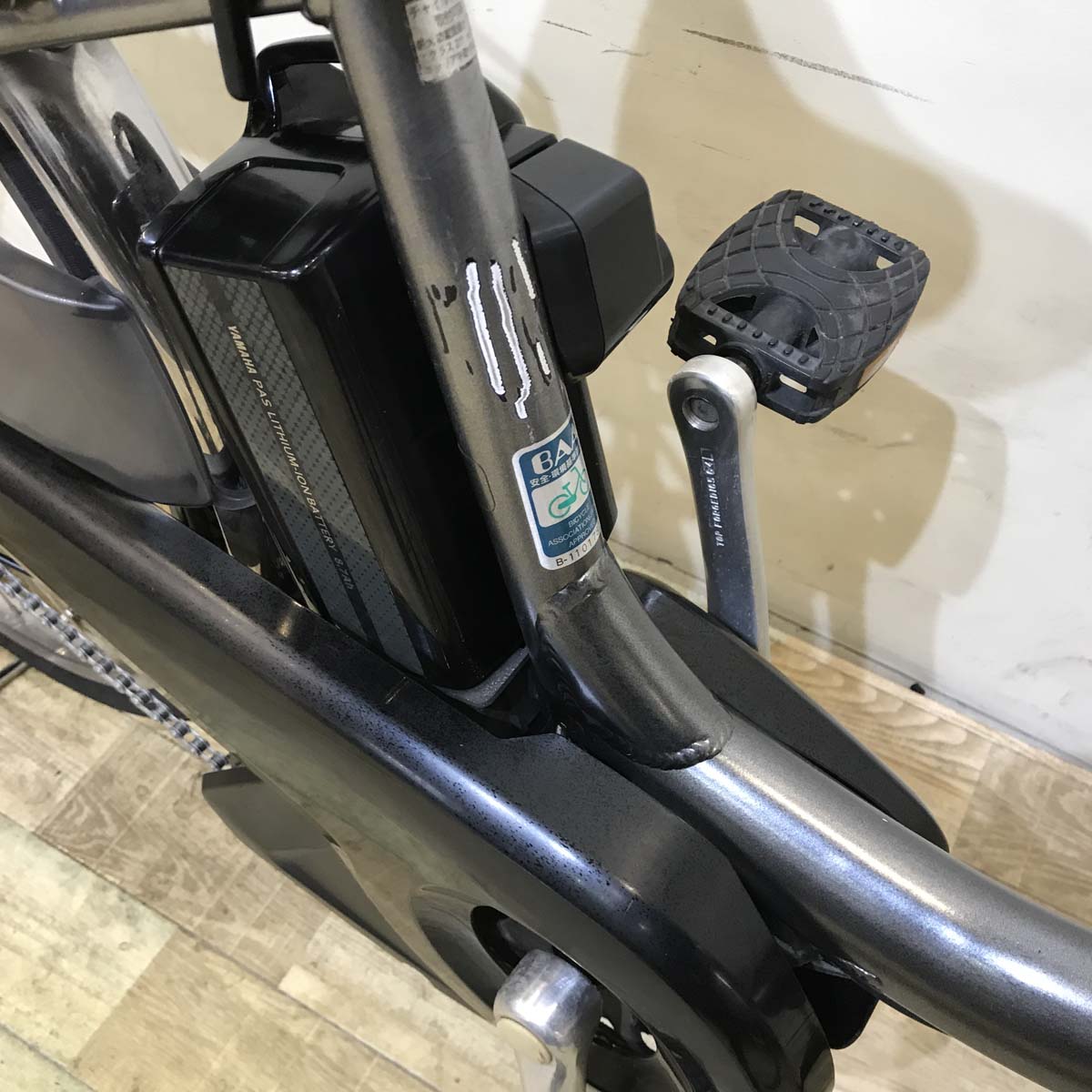 中古電動自転車  ヤマハ PAS ナチュラ XL シルバー 26インチ KB028
