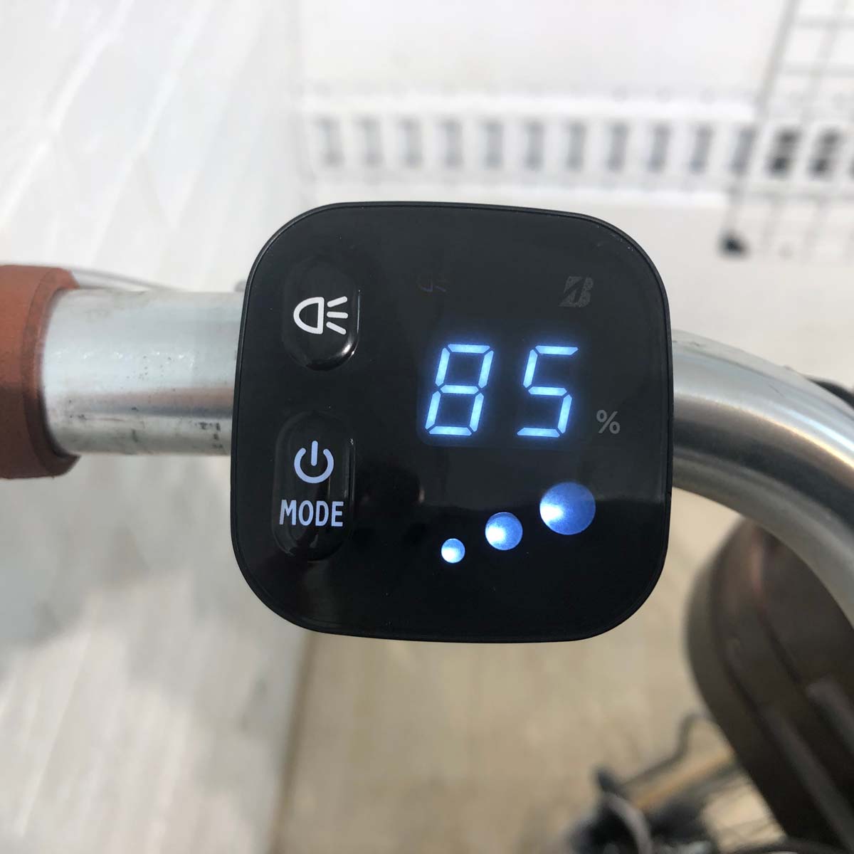 ブリヂストン カジュナ e  ブルー 26インチ SR413Y 【中古車】