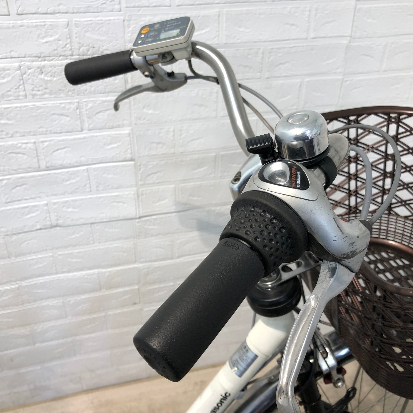 パナソニック ビビ DX ホワイト 26インチ YQ022 【中古車】