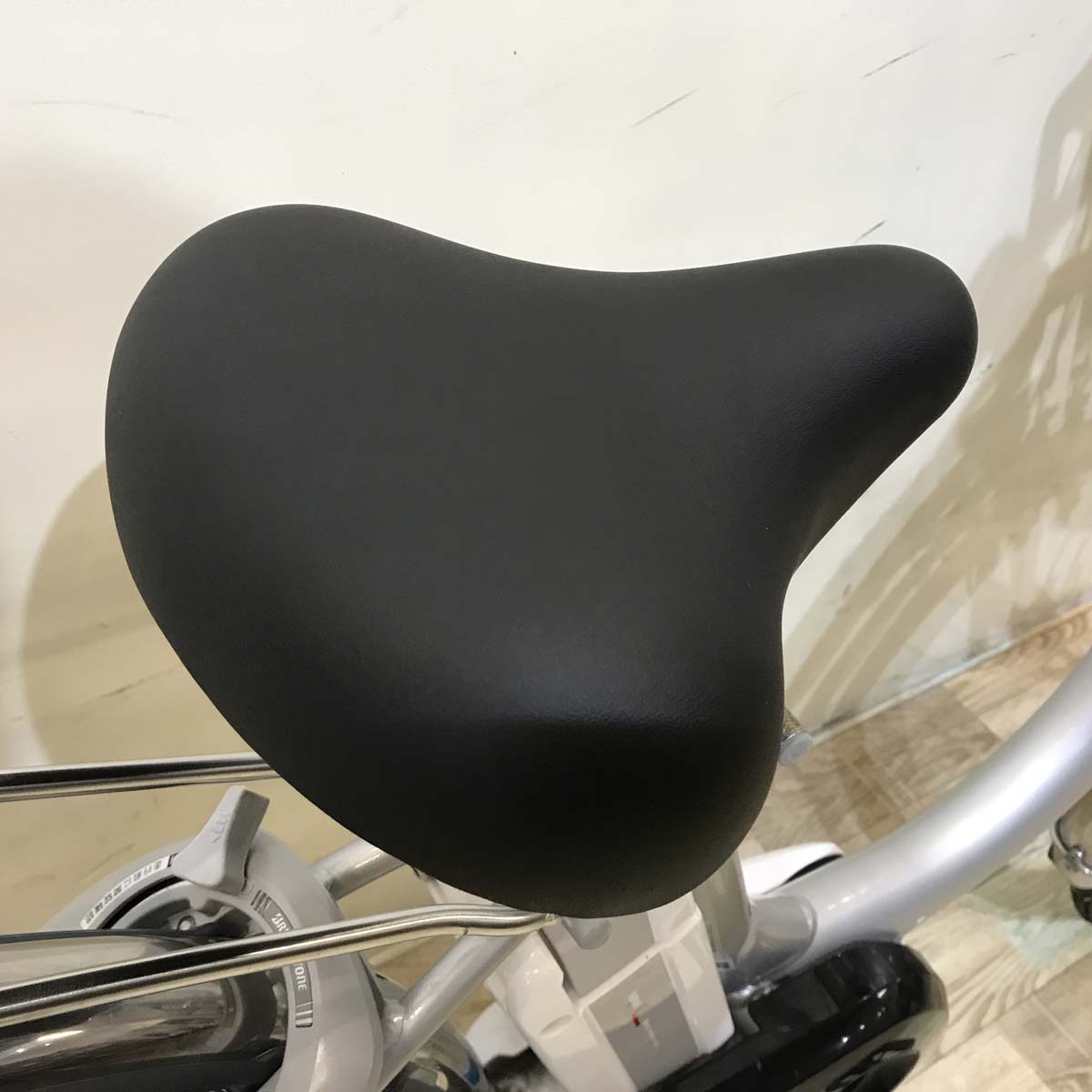 ブリヂストン アシスタ プラス シルバー 26インチ KW099 【中古車】