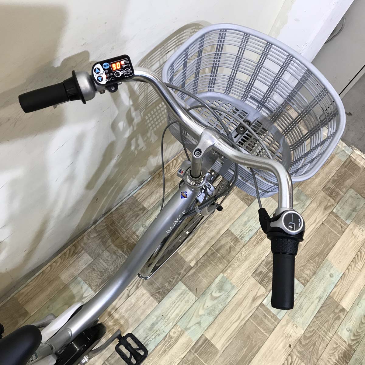 ブリヂストン アシスタ プラス シルバー 26インチ KW099 【中古車】