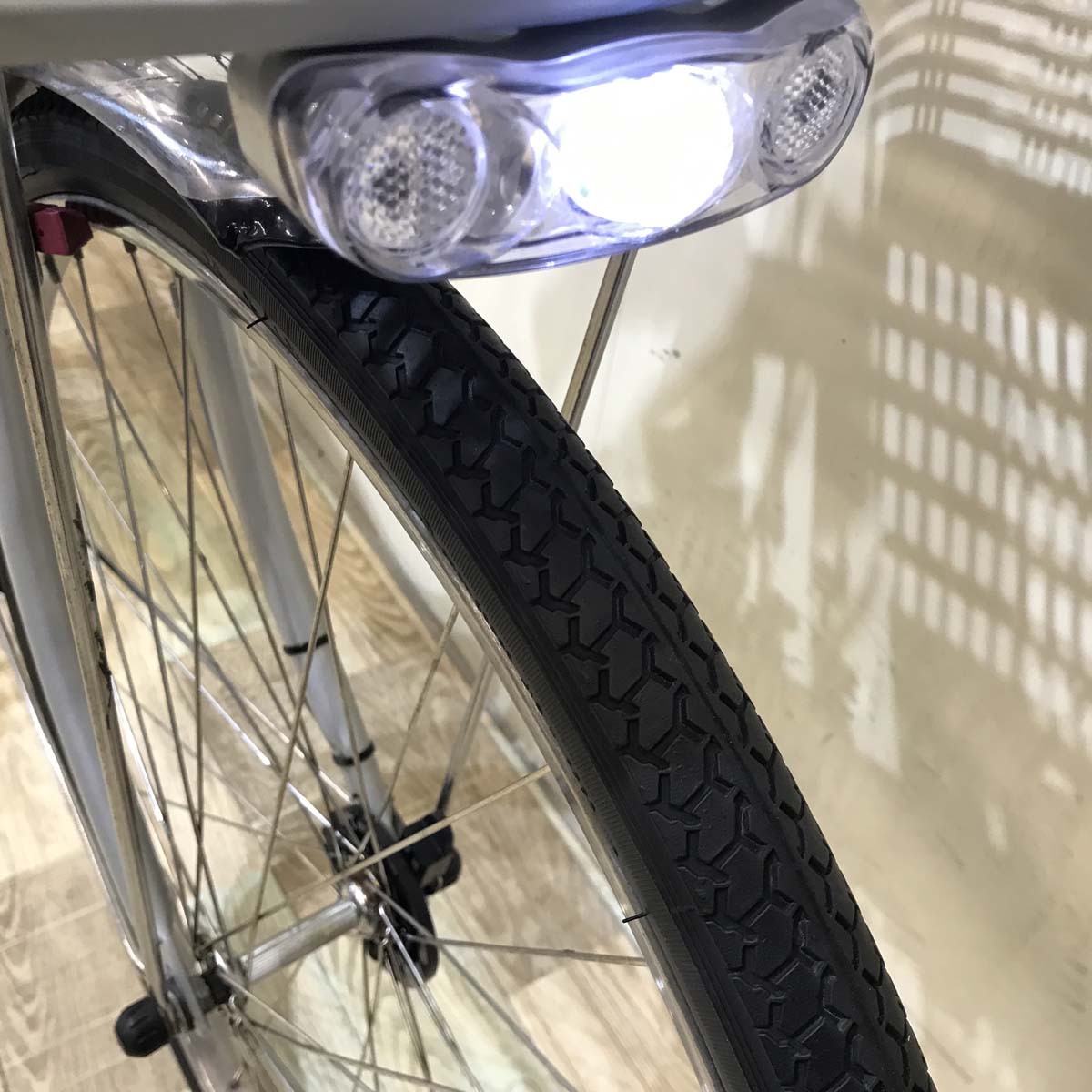 ブリヂストン アシスタ プラス シルバー 26インチ KW099 【中古車】