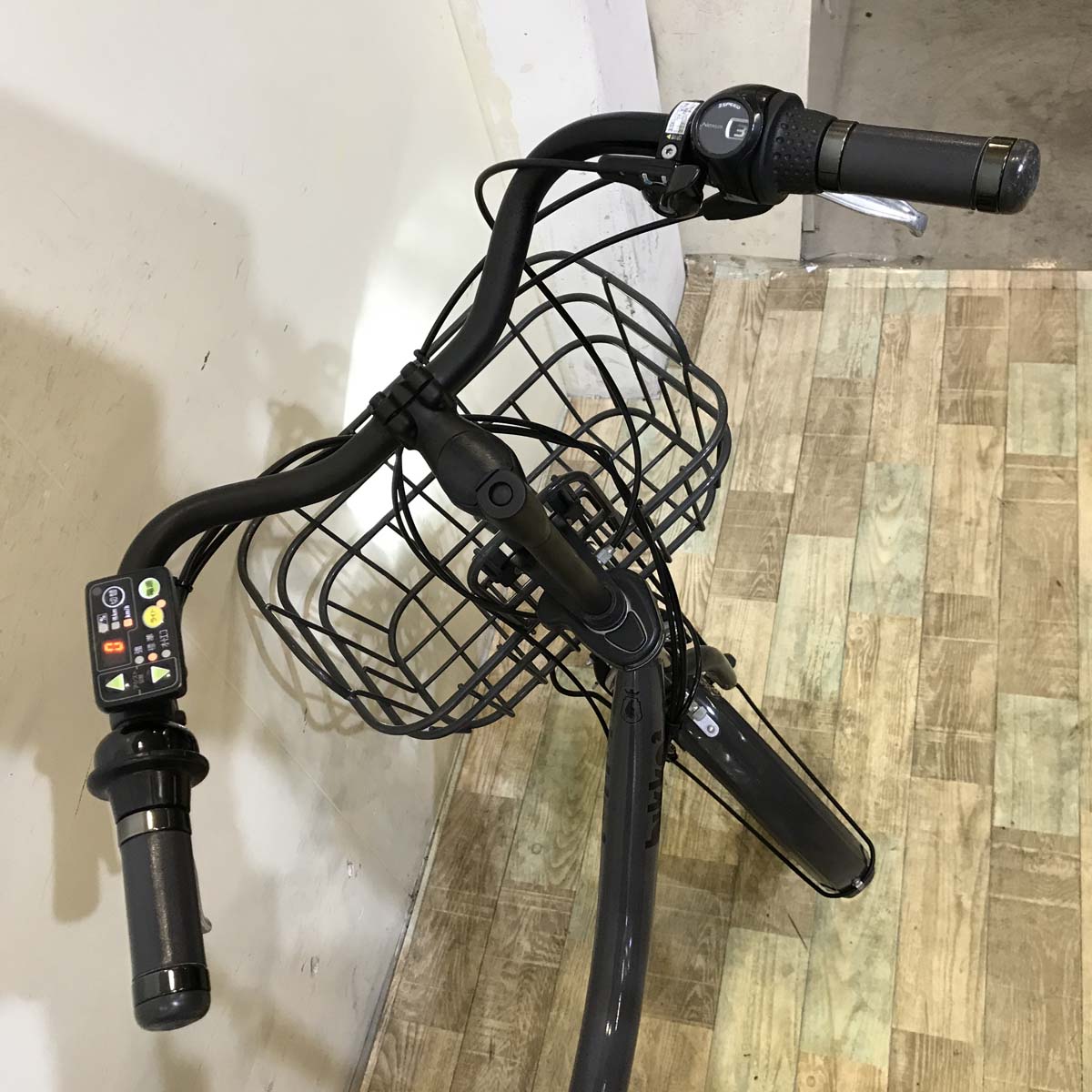 ブリヂストン ビッケ2e グレー 20インチ KG041 【中古車】