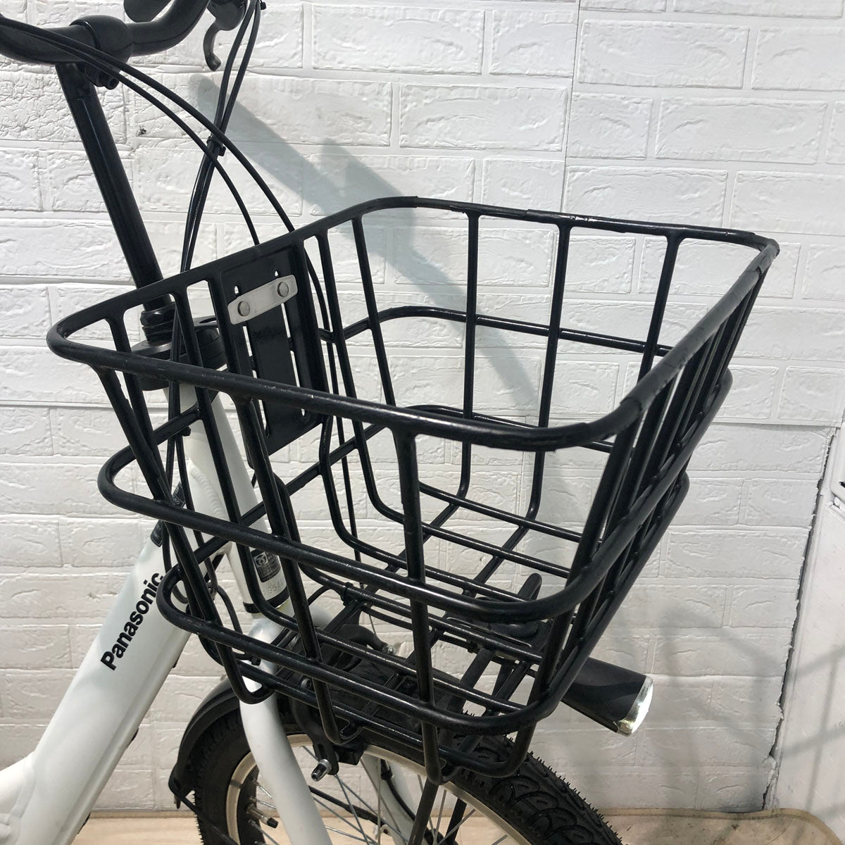 パナソニック ギュット アニーズ DX ホワイト 20インチ YC046【中古車】