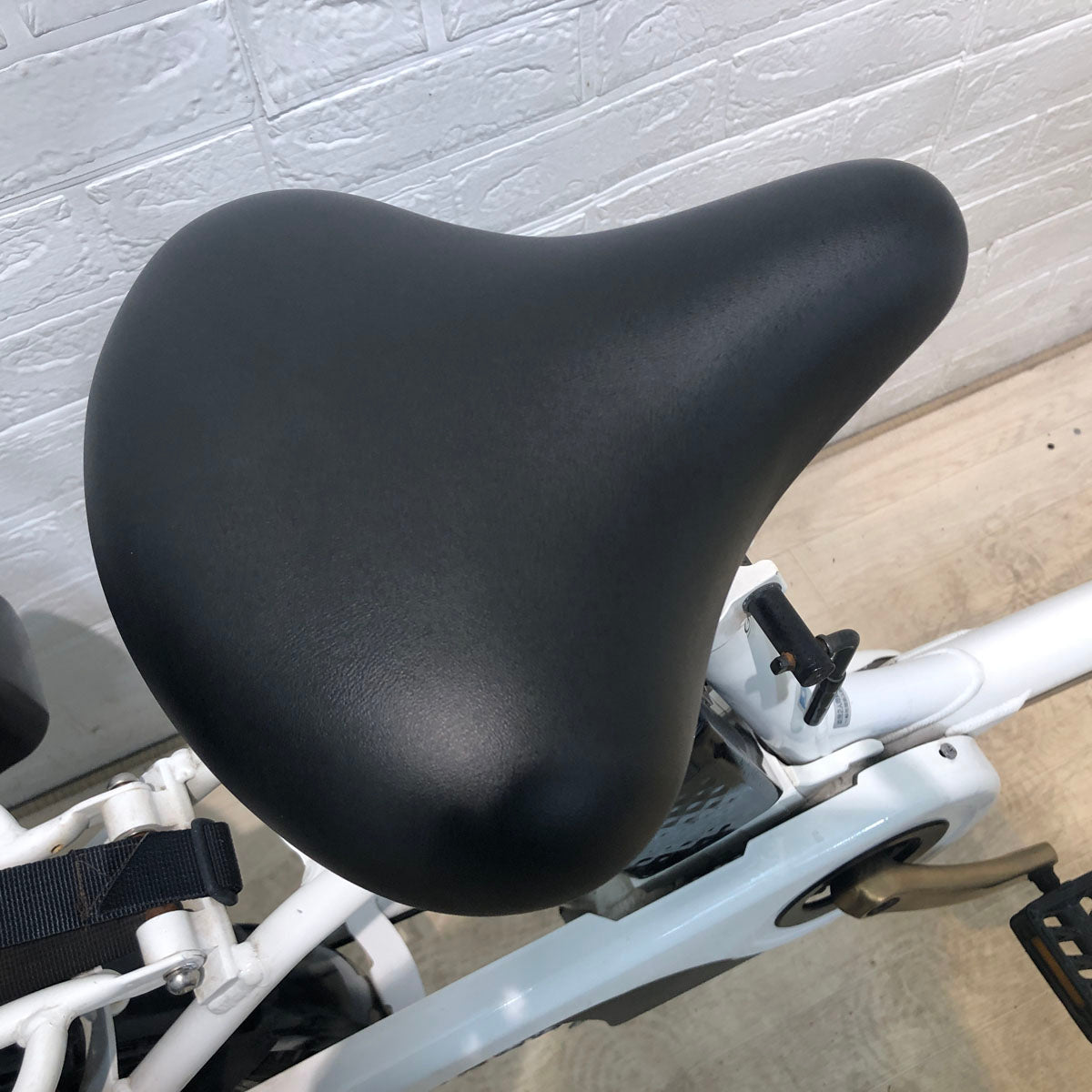 中古電動自転車 パナソニック ギュット アニーズ DX ホワイト 20インチ YC046