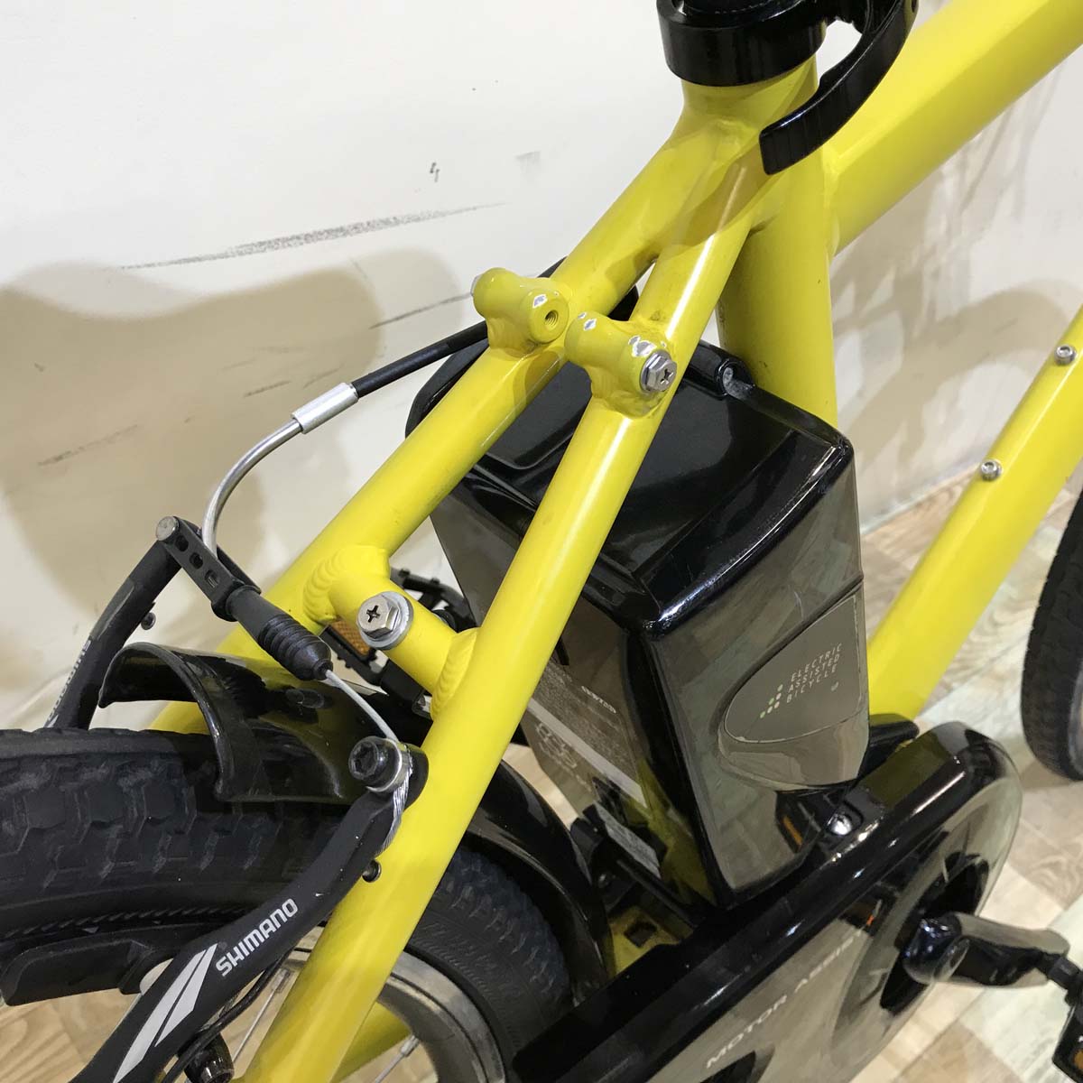 パナソニック ハリヤ イエロー 26インチ KW103 【中古車】