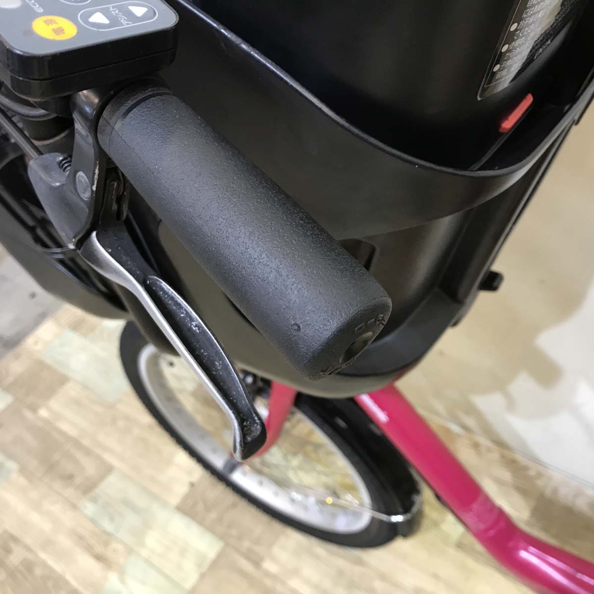 パナソニック ギュット ミニ DX ピンク 20インチ KW104【中古車】
