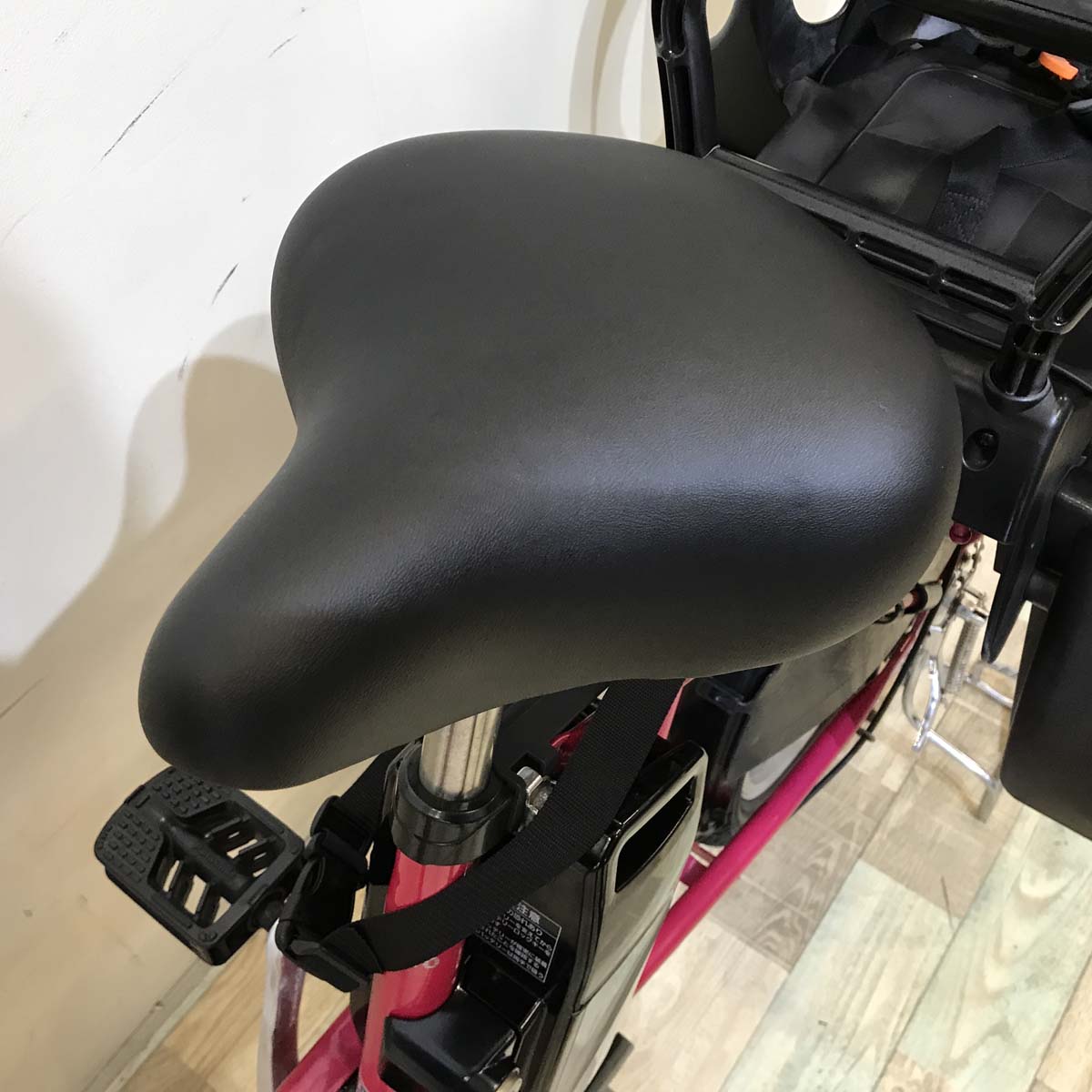 パナソニック ギュット ミニ DX ピンク 20インチ KW104【中古車】