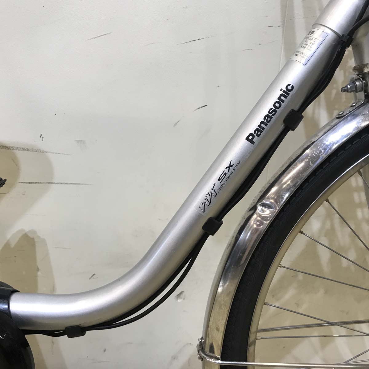 中古電動自転車  パナソニック ビビ SX シルバー 26インチ KB035