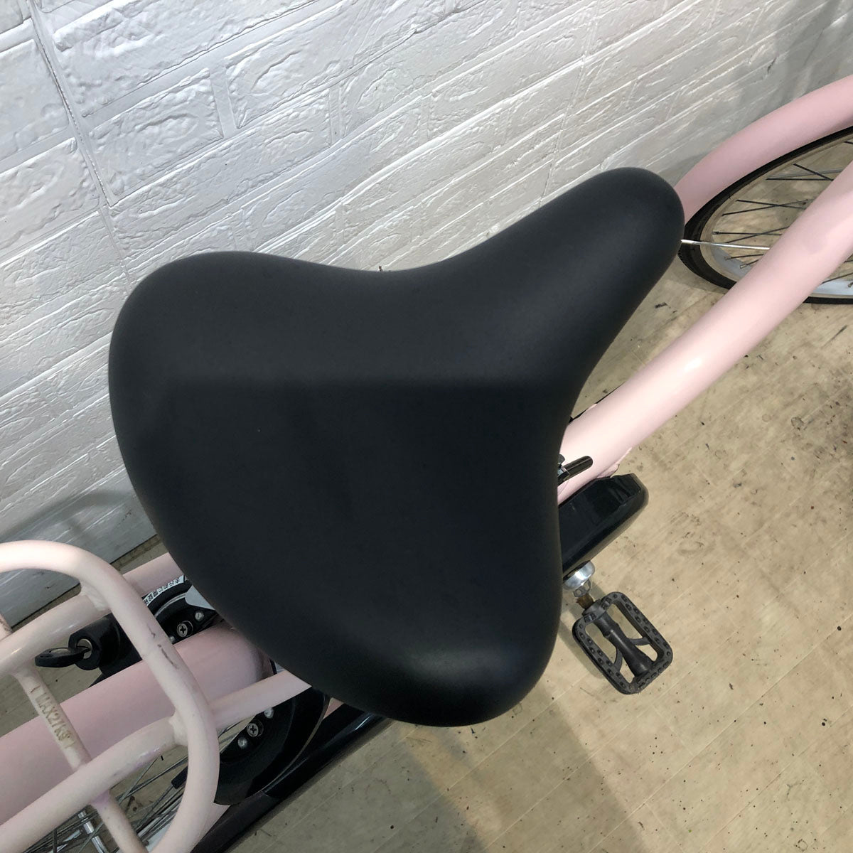 ブリヂストン アシスタ ファイン ピンク 26インチ YV034【中古車】