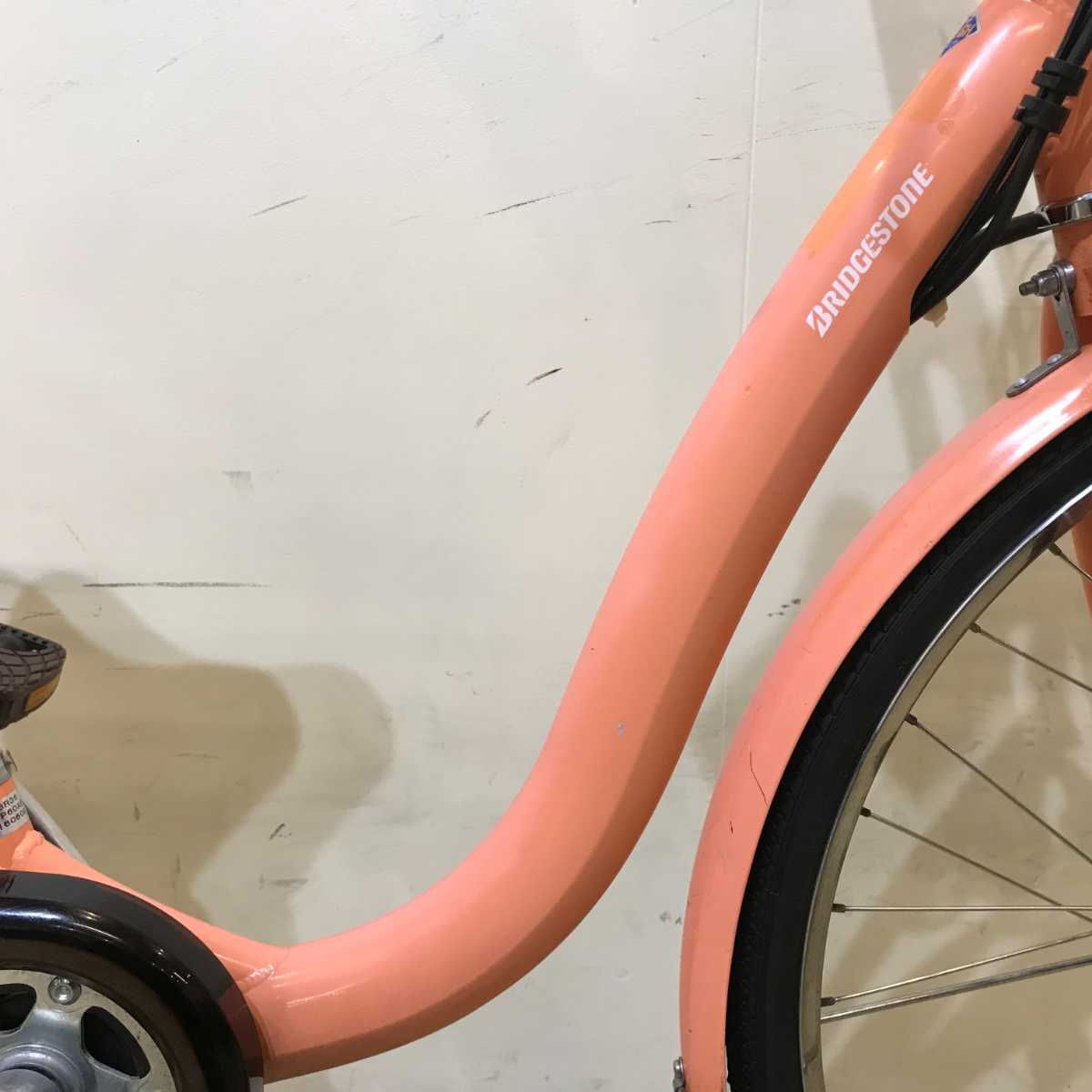 ブリヂストン フロンティア ロイヤル ピンク 26インチ KS051 【中古車】