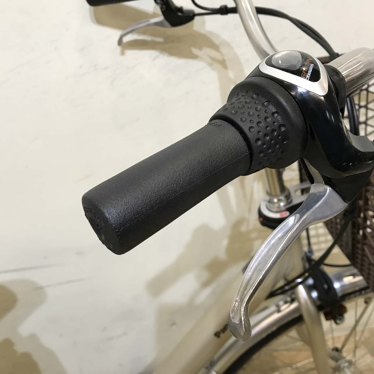 中古電動自転車 パナソニック ビビL シルバー 26インチ KG048