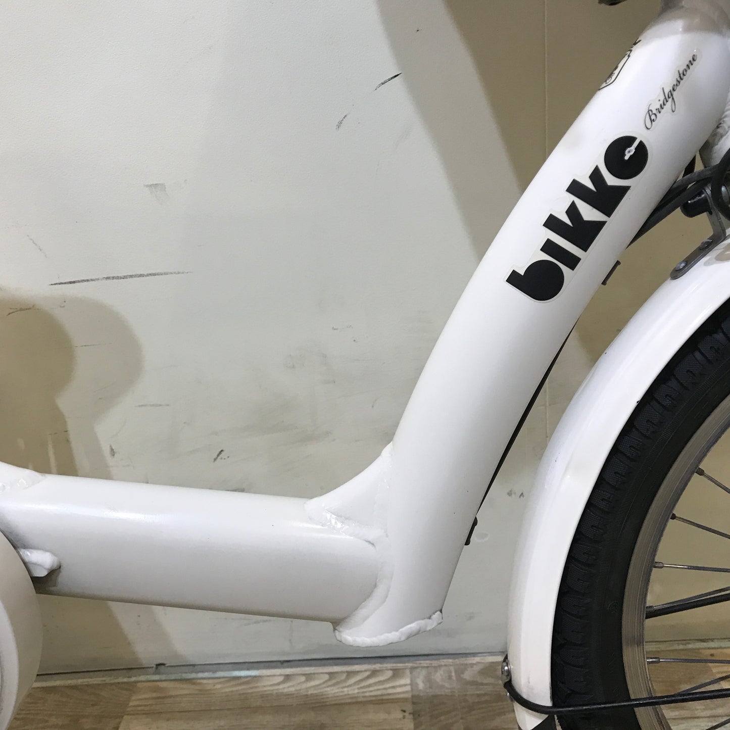 ブリヂストン bikke POLAR e ビッケ ポーラー イー ホワイト 20インチ KS054 【中古車】
