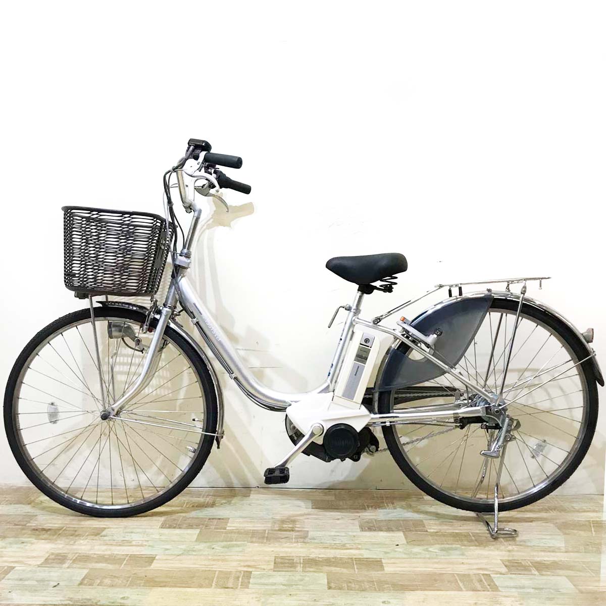 ブリヂストン アシスタ ライト シルバー 26インチ KW111【中古車】